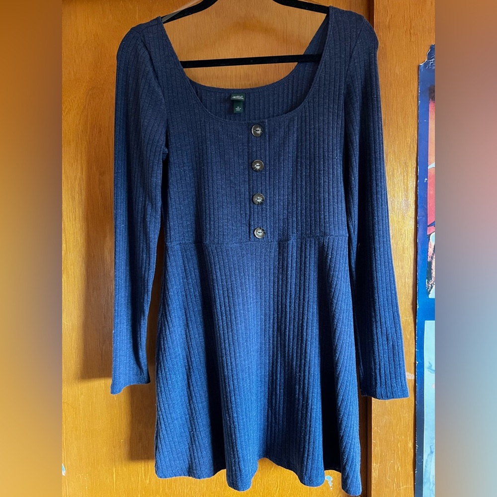 Long sleeve knit dress